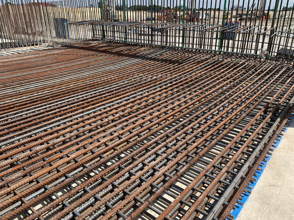 Lidl Distribution Centre in Luton